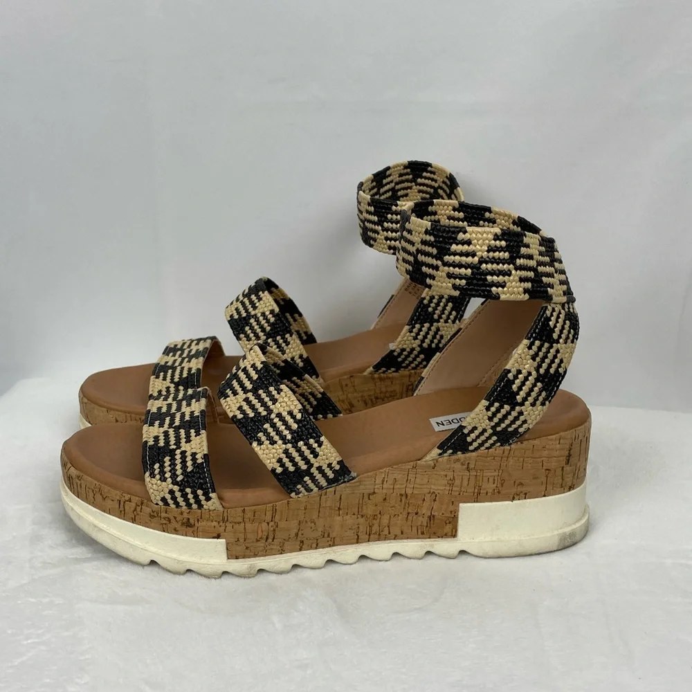 Steve Madden Black/Tan Wedge Sandals 8.5